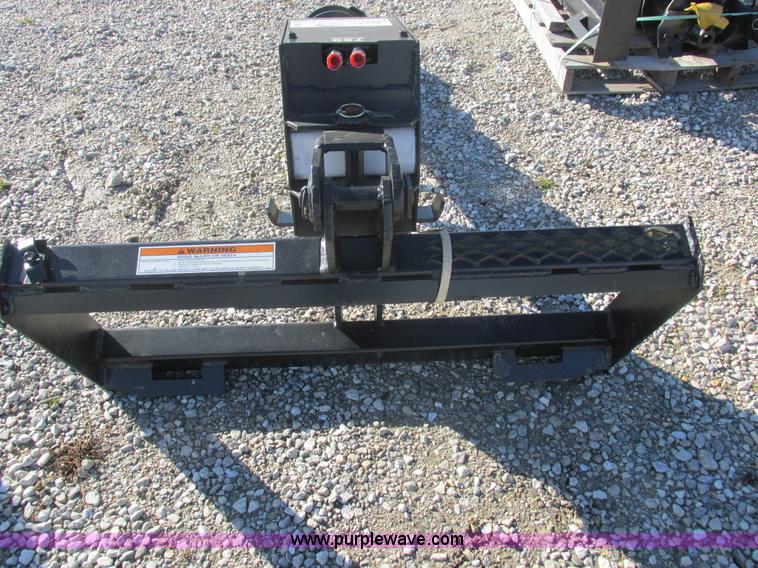 image for item I8808 Lowe 750CLH skid loader auger