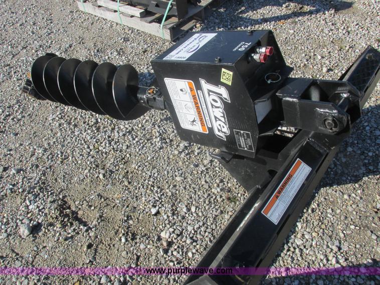 image for item I8808 Lowe 750CLH skid loader auger