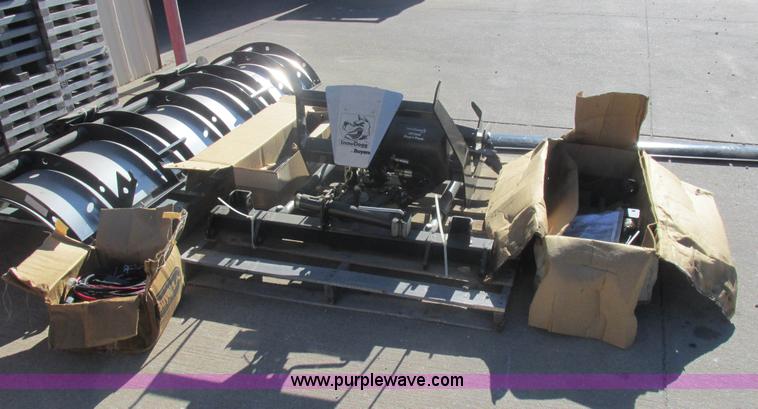 image for item I8810 Snow Dogg 90"W snow blade