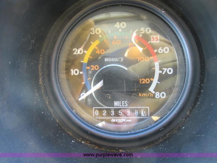 image for item J2326 1987 MCI transit bus