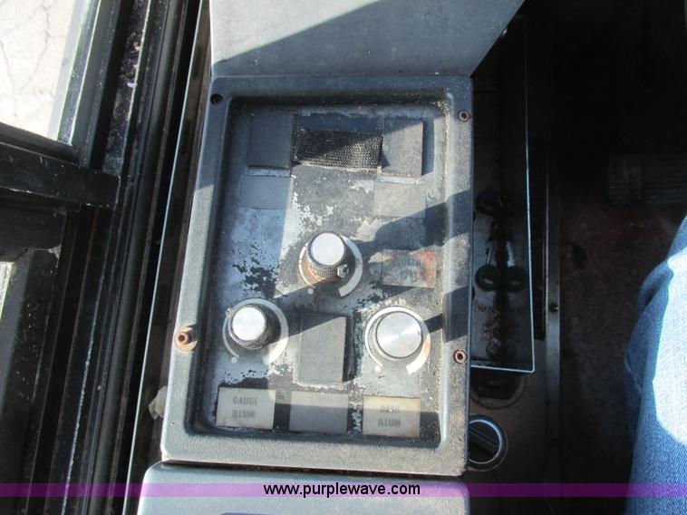 image for item J2326 1987 MCI transit bus