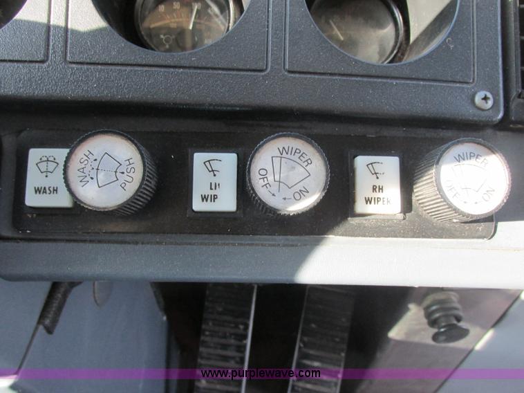 image for item J2326 1987 MCI transit bus