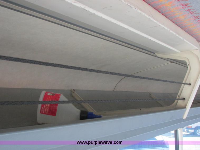 image for item J2326 1987 MCI transit bus