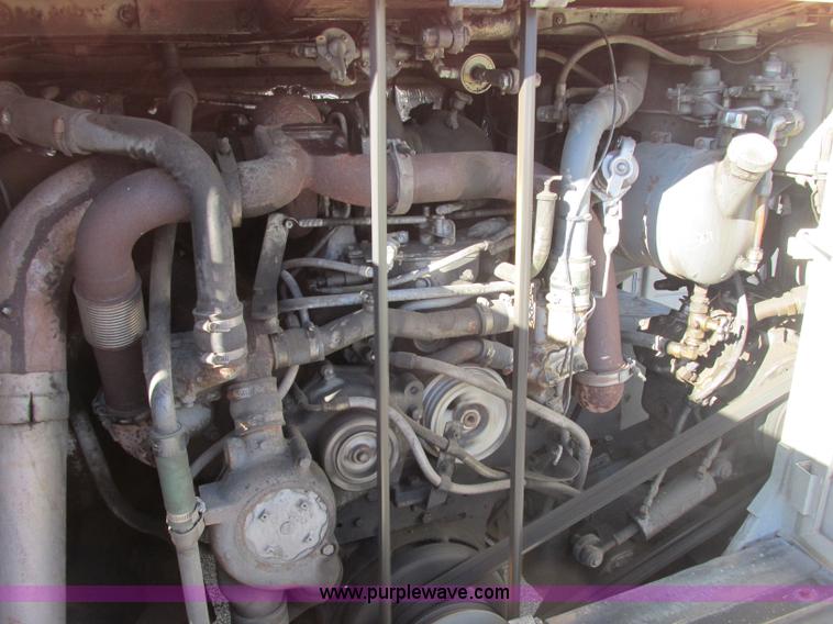 image for item J2326 1987 MCI transit bus