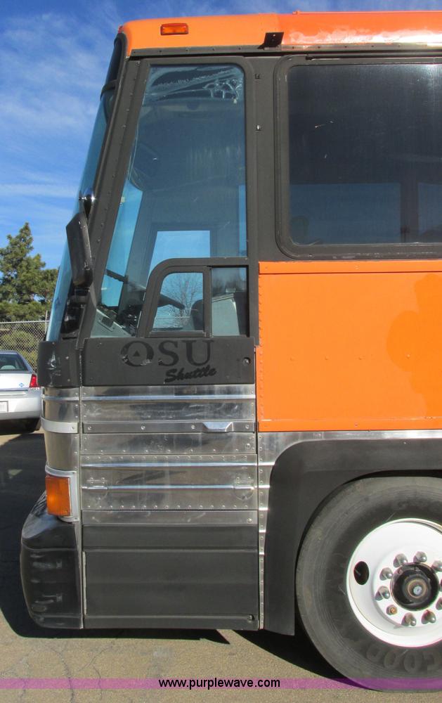 image for item J2326 1987 MCI transit bus