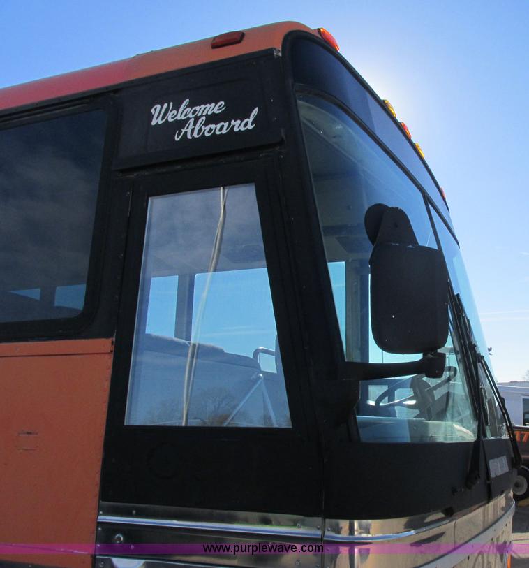 image for item J2326 1987 MCI transit bus