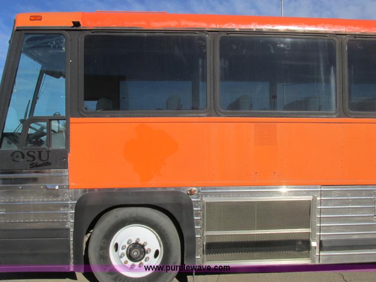 image for item J2326 1987 MCI transit bus