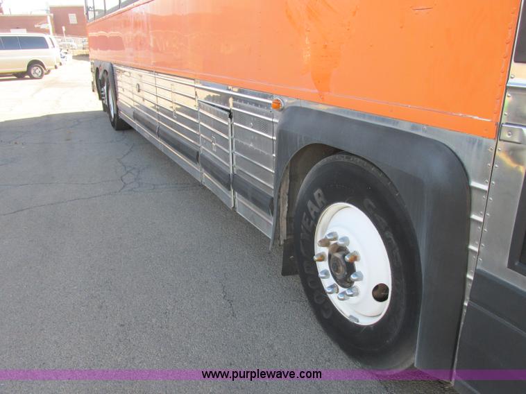 image for item J2326 1987 MCI transit bus