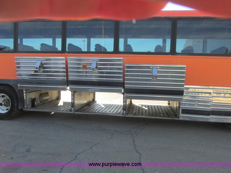 image for item J2326 1987 MCI transit bus