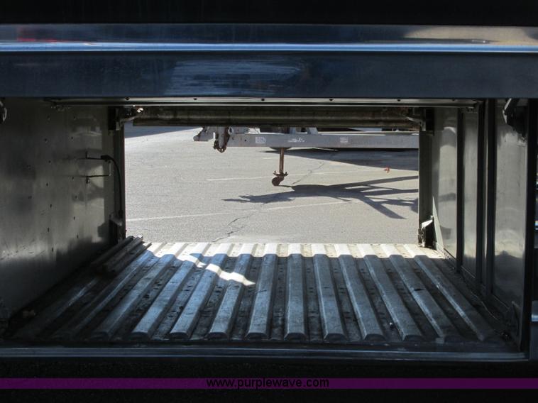 image for item J2326 1987 MCI transit bus