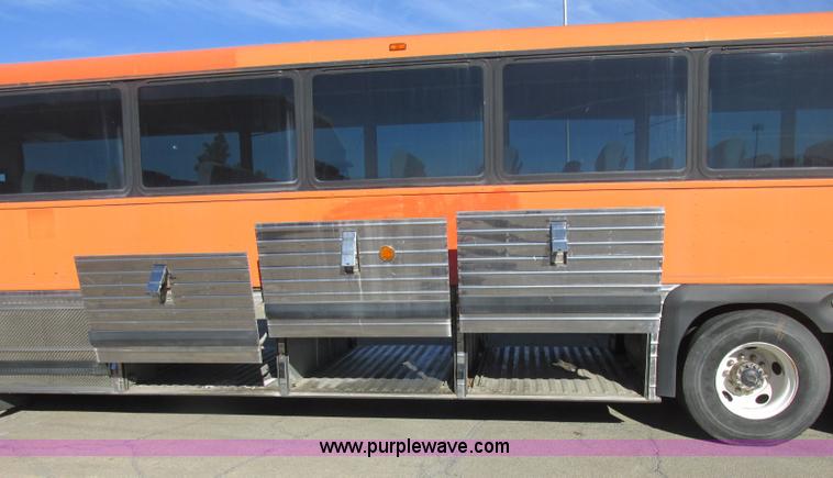 image for item J2326 1987 MCI transit bus