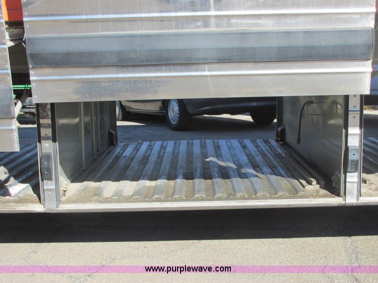 image for item J2326 1987 MCI transit bus