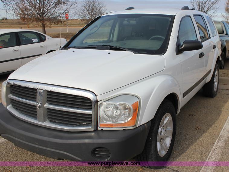 image for item J2329 2005 Dodge Durango ST SUV