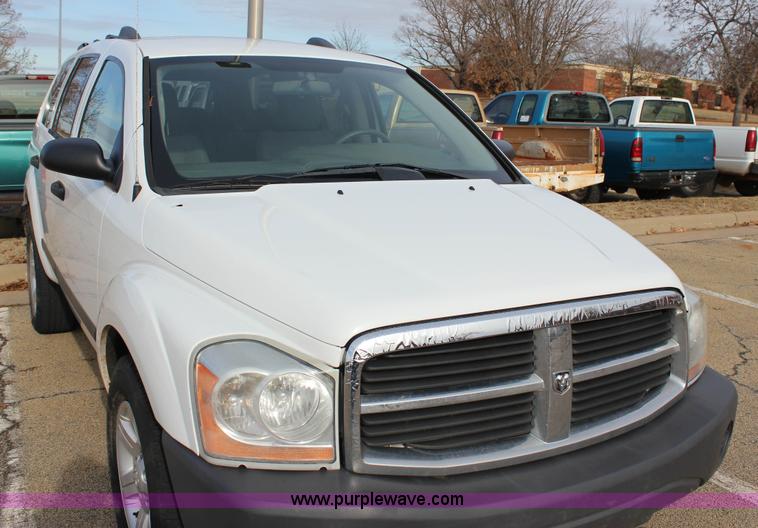 image for item J2329 2005 Dodge Durango ST SUV