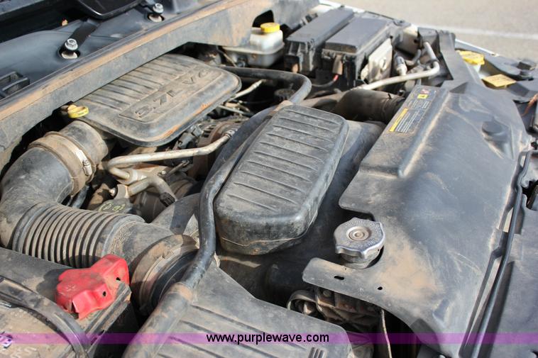 image for item J2329 2005 Dodge Durango ST SUV