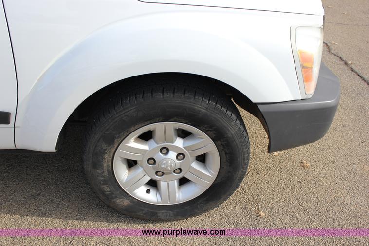 image for item J2329 2005 Dodge Durango ST SUV