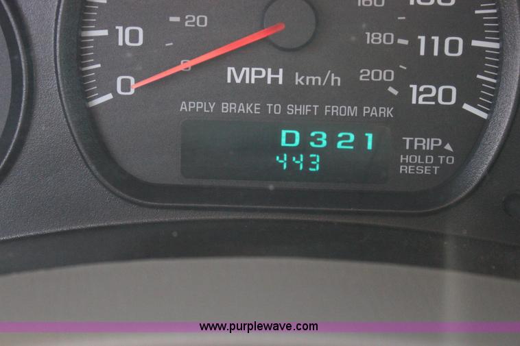 image for item J2331 2005 Chevrolet Impala