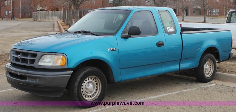 image for item J2332 1997 Ford F150 SuperCab pickup truck