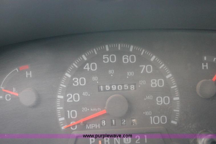 image for item J2332 1997 Ford F150 SuperCab pickup truck