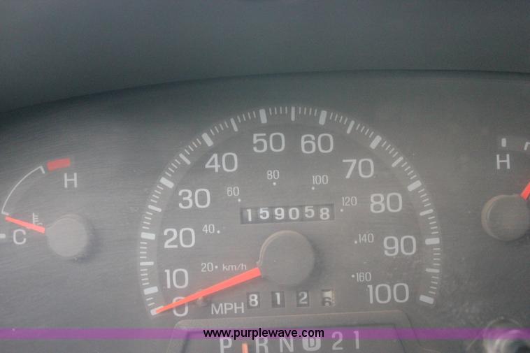 image for item J2332 1997 Ford F150 SuperCab pickup truck