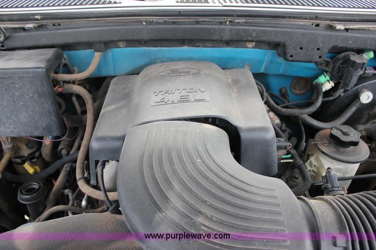 image for item J2332 1997 Ford F150 SuperCab pickup truck