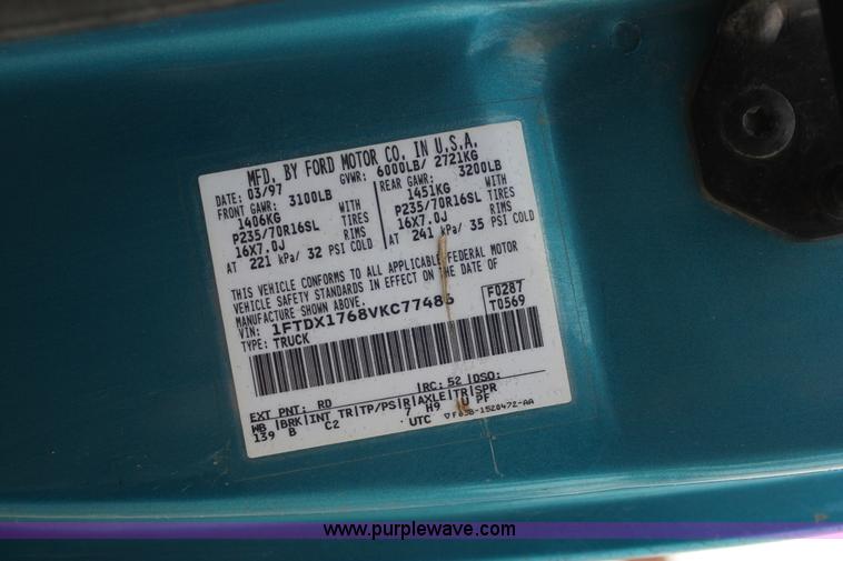 image for item J2332 1997 Ford F150 SuperCab pickup truck