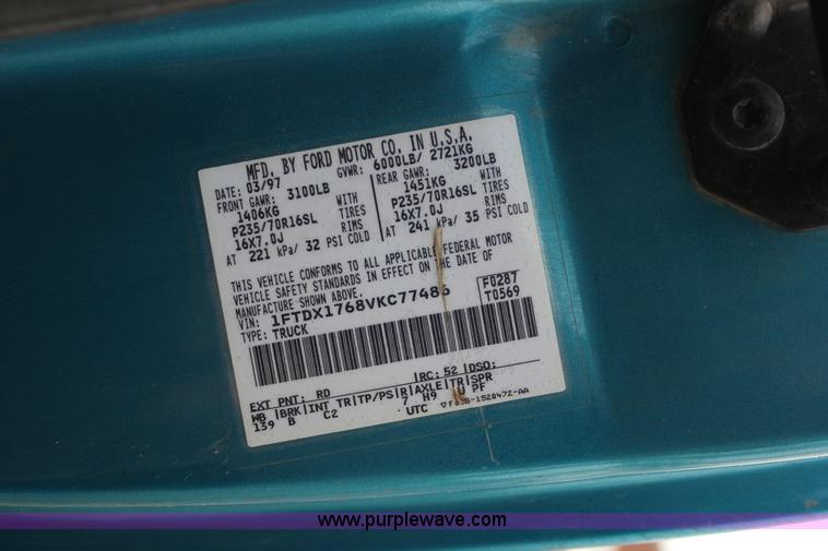 image for item J2332 1997 Ford F150 SuperCab pickup truck