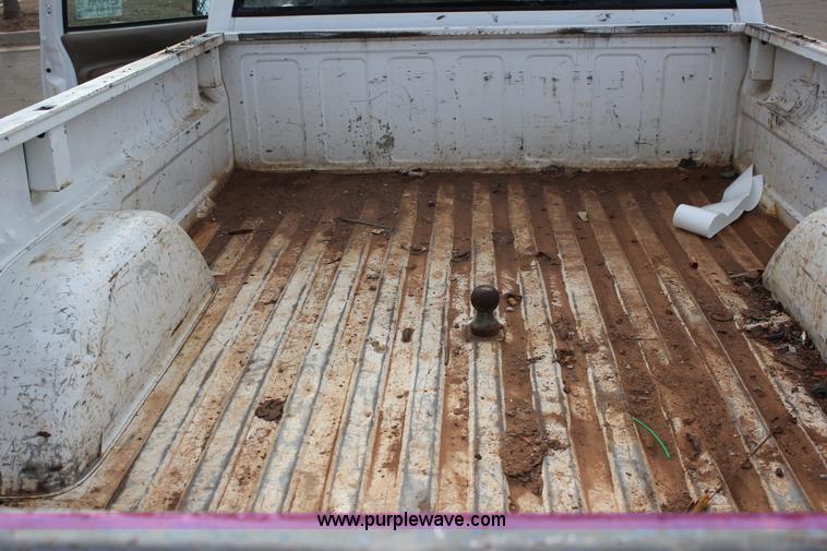 image for item J2334 1995 Chevrolet Silverado 2500 pickup truck