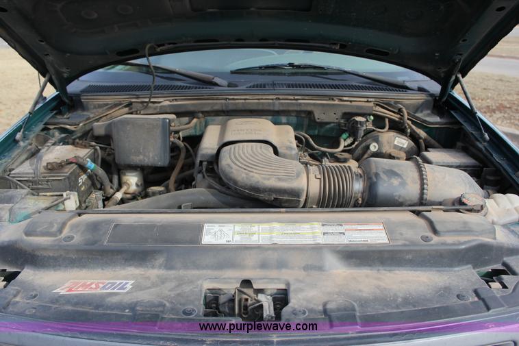 image for item J2335 1997 Ford F150 SuperCab pickup truck