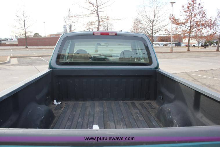 image for item J2335 1997 Ford F150 SuperCab pickup truck
