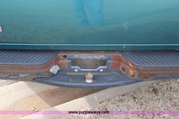 image for item J2335 1997 Ford F150 SuperCab pickup truck