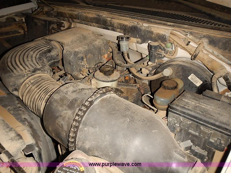 image for item J3076 1997 Ford F150 pickup truck