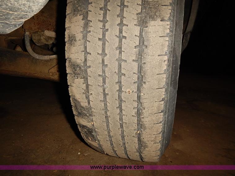 image for item J3076 1997 Ford F150 pickup truck