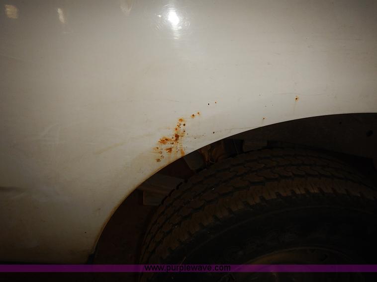 image for item J3076 1997 Ford F150 pickup truck