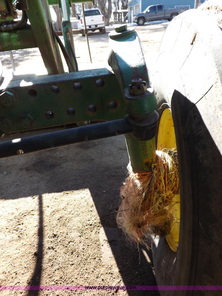 image for item K3117 John Deere 4430 tractor