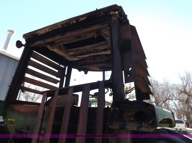 image for item K3117 John Deere 4430 tractor