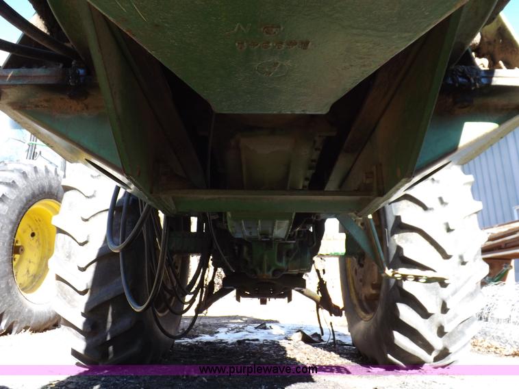 image for item K3117 John Deere 4430 tractor