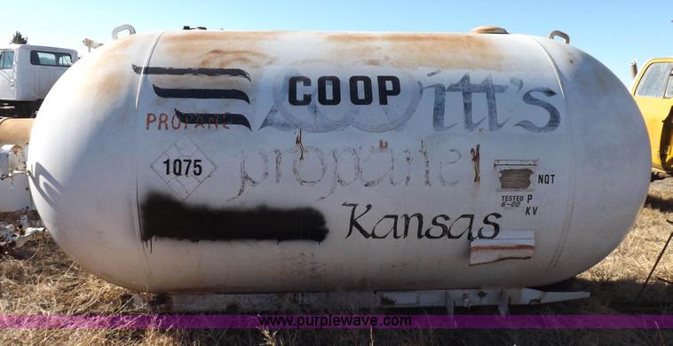 image for item K3119 Arrow Tank Inc. propane tank