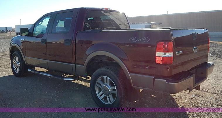 image for item K7294 2005 Ford F150 Lariat SuperCrew pickup truck