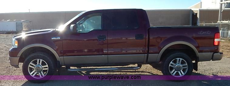 image for item K7294 2005 Ford F150 Lariat SuperCrew pickup truck