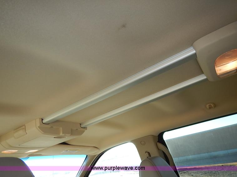 image for item K7294 2005 Ford F150 Lariat SuperCrew pickup truck