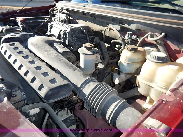 image for item K7294 2005 Ford F150 Lariat SuperCrew pickup truck