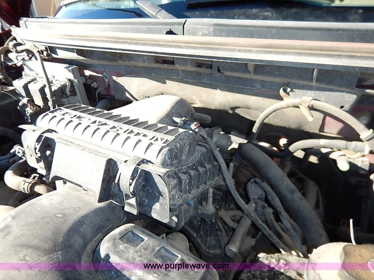 image for item K7294 2005 Ford F150 Lariat SuperCrew pickup truck