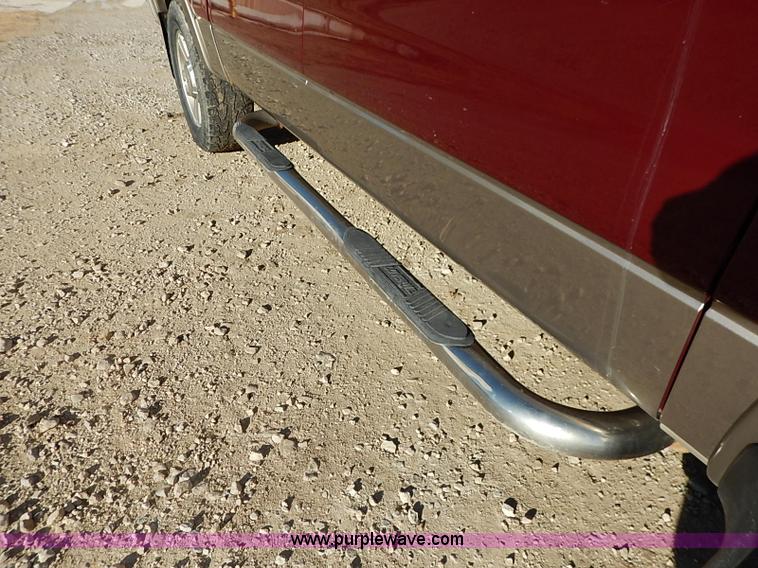 image for item K7294 2005 Ford F150 Lariat SuperCrew pickup truck