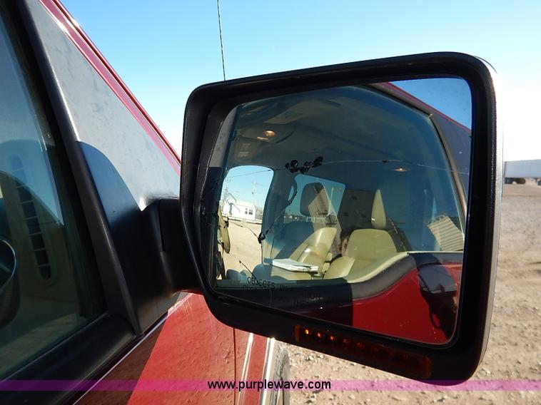 image for item K7294 2005 Ford F150 Lariat SuperCrew pickup truck