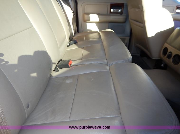 image for item K7294 2005 Ford F150 Lariat SuperCrew pickup truck