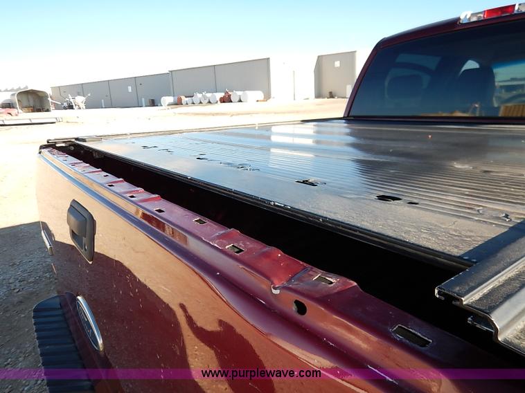 image for item K7294 2005 Ford F150 Lariat SuperCrew pickup truck