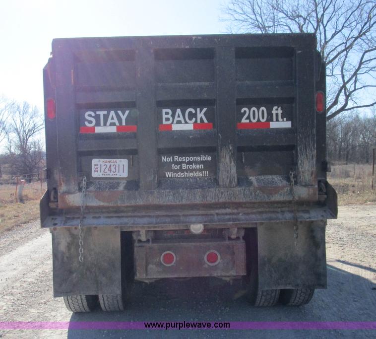 image for item D2253 1998 Freightliner FLD112 dump truck