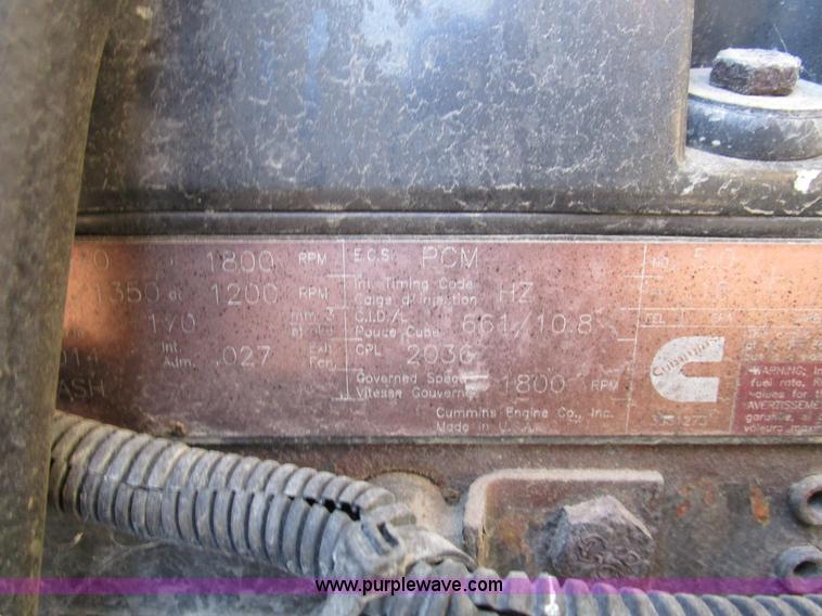 image for item D2253 1998 Freightliner FLD112 dump truck