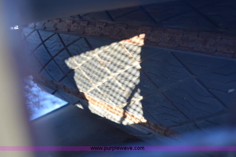 image for item E6062 Aggregate hopper and conveyor